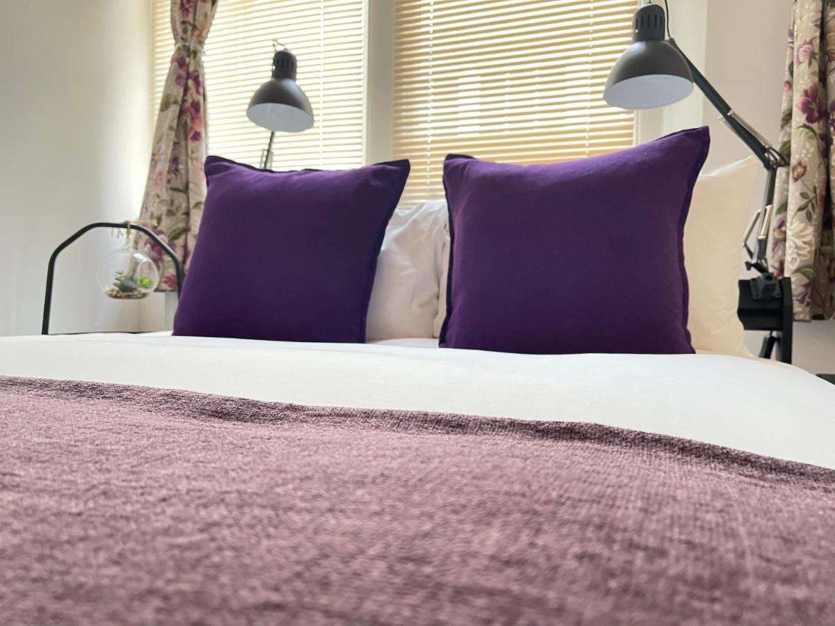 Located Two Bedroom Appartamento Bristol
